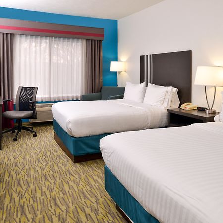 Holiday Inn Express Hotel & Suites Omaha West, An Ihg Hotel Exteriör bild